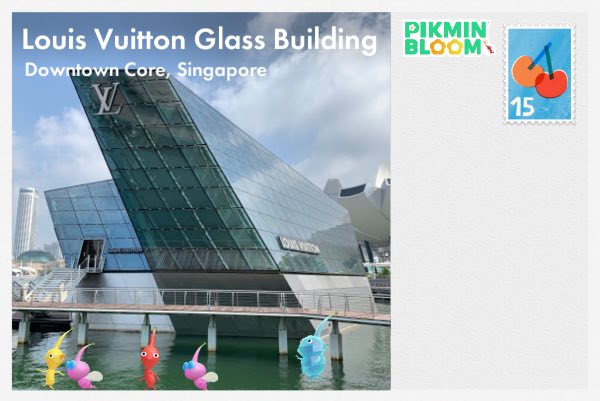 Louis Vuitton Glass Building